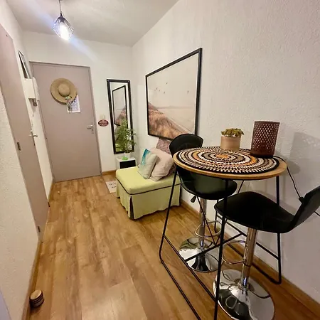 Διαμέρισμα Climatise Avec Terrasse Coucher De Soleil Menage Compris Pour 2 A 3 Personnes Dans Un Parc Calme Avec Double Piscine Au Sel Et Parking Prive Protege Proche Et Port Saint-Florent (Corsica)