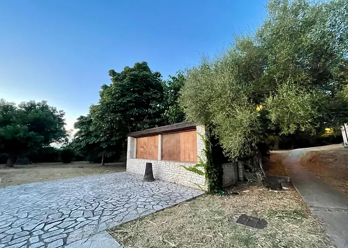 Florent Terrasse 2 A 3 Personnes Calme Avec Piscine Au Sel סן פלורן