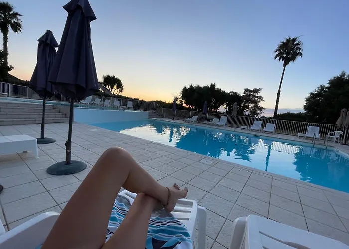 Studio Climatise Avec Terrasse Coucher De Soleil Menage Compris Pour 2 A 3 Personnes Dans Un Parc Calme Avec Double Piscine Au Sel Et Parking Prive Protege Proche Mer Et Port * Saint-Florent (Corsica)
