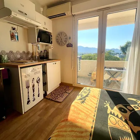 Florent Terrasse 2 A 3 Personnes Calme Avec Piscine Au Sel *