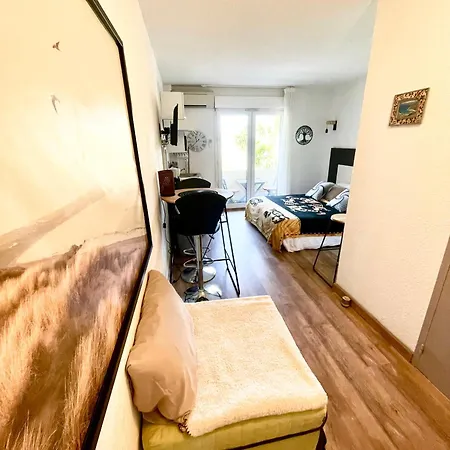 Florent Terrasse 2 A 3 Personnes Calme Avec Piscine Au Sel Apartamento