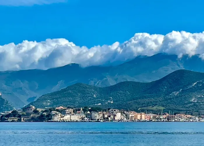 Studio Climatise Avec Terrasse Coucher De Soleil Menage Compris Pour 2 A 3 Personnes Dans Un Parc Calme Avec Double Piscine Au Sel Et Parking Prive Protege Proche Mer Et Port Saint-Florent (Corsica)